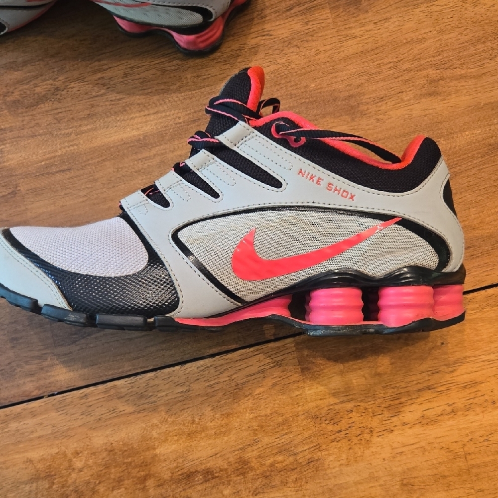 Nike Women's Gray and Pink Shox Athletic Sneakers - Picture 5 of 16